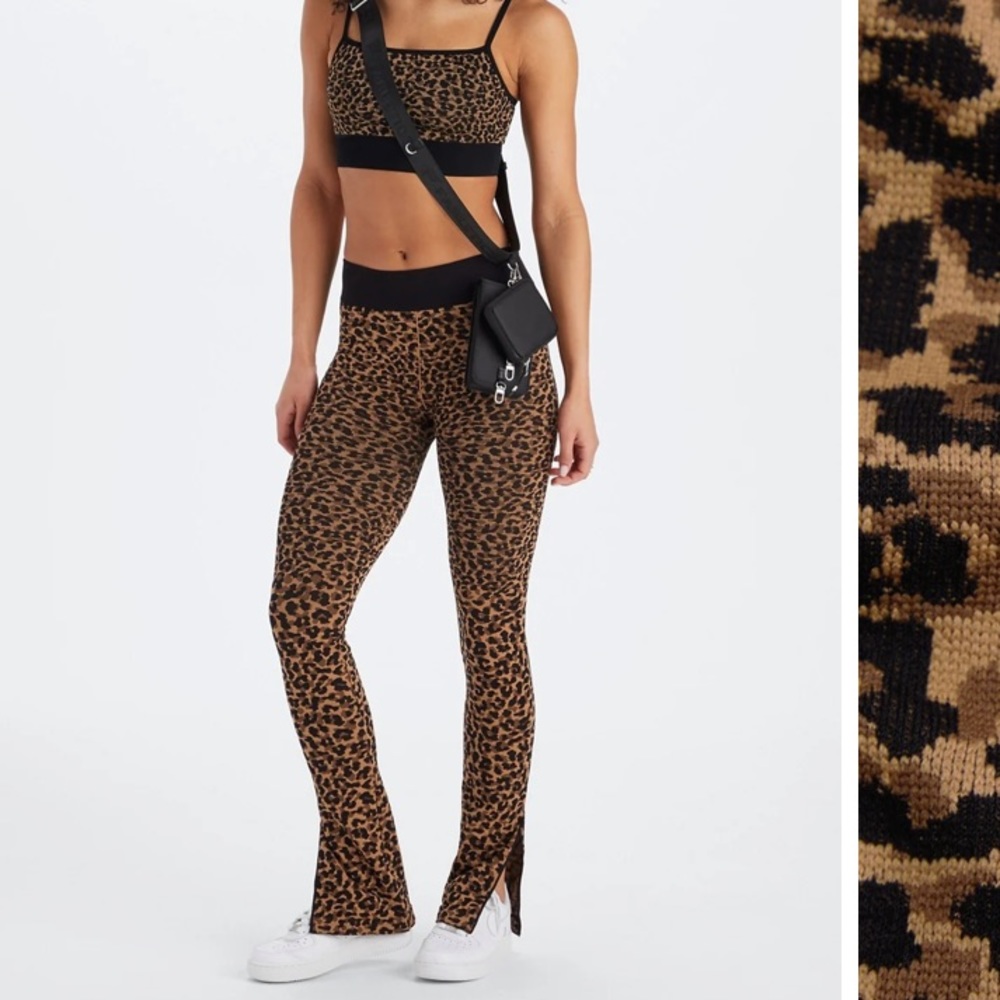 Fabletics Cloud Seamless Midi Bralette and    High-Waisted Pant, Small